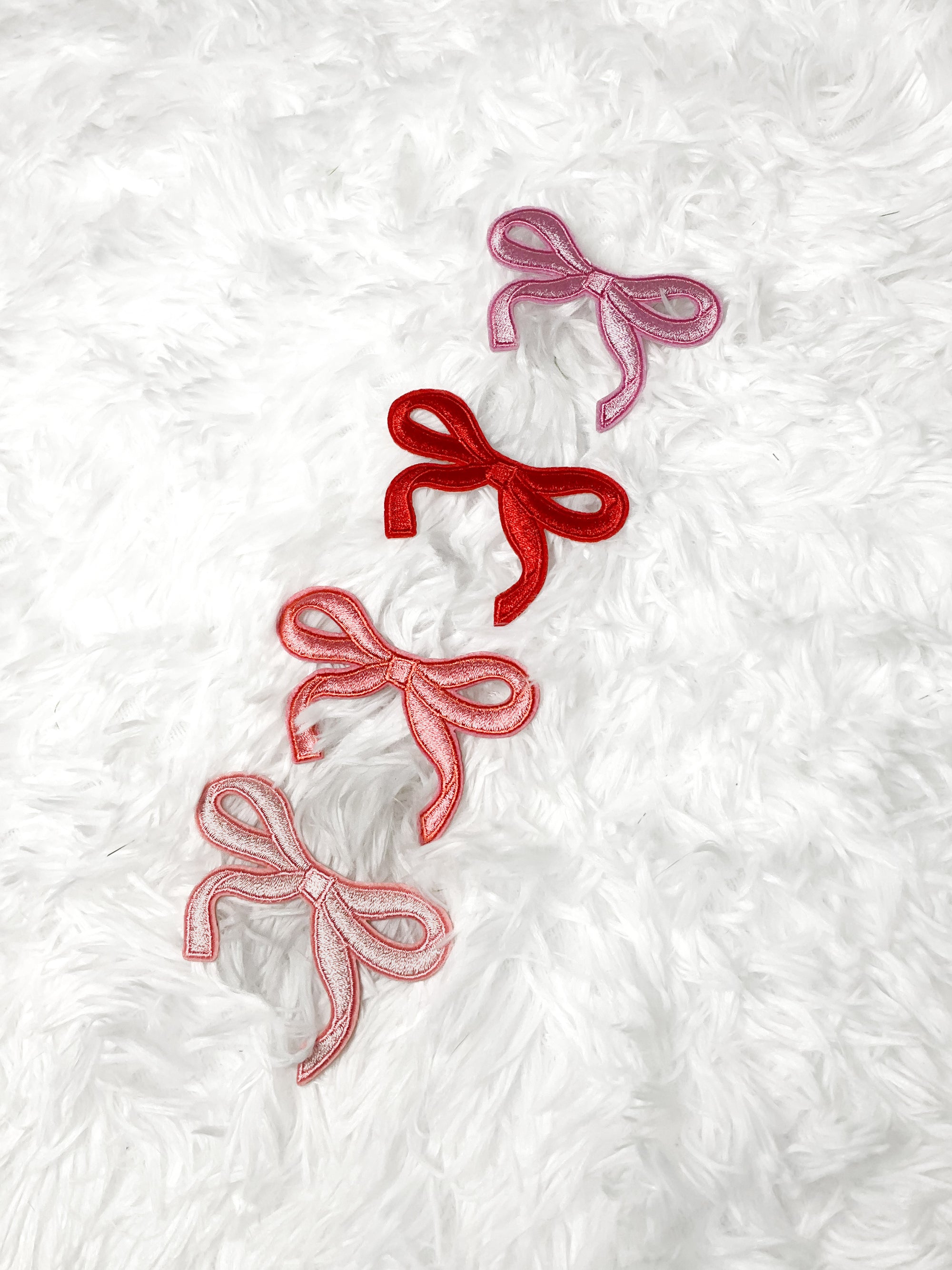 COQUETTE BOW PATCH (MED)