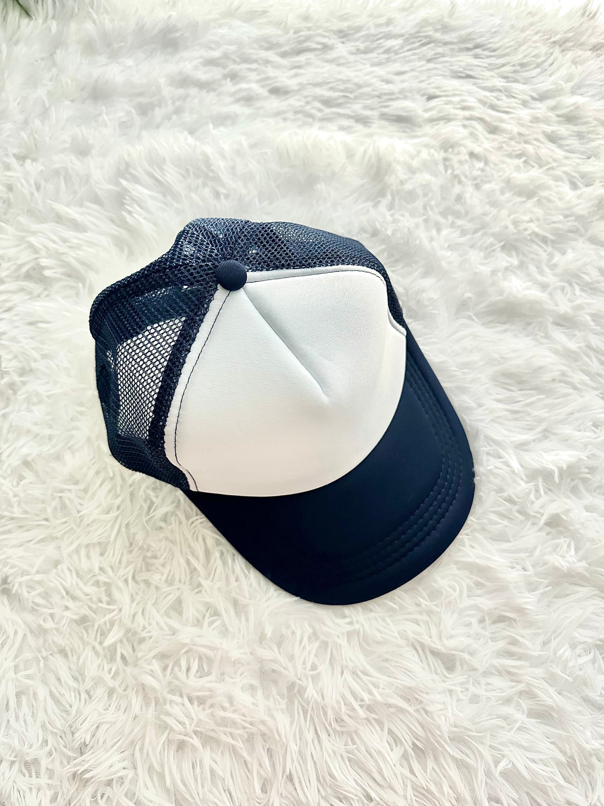 TRUCKER HAT